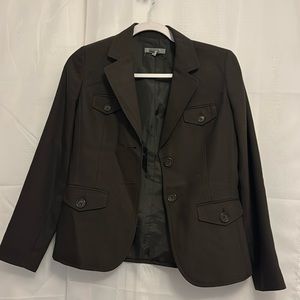Beautiful, brown suit with unique detailing. Excellent condition!